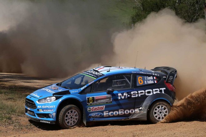 最終日にマシンが横転するクラッシュがあり、リタイアしたエリック・カミリ（フォード・フィエスタRS WRC）