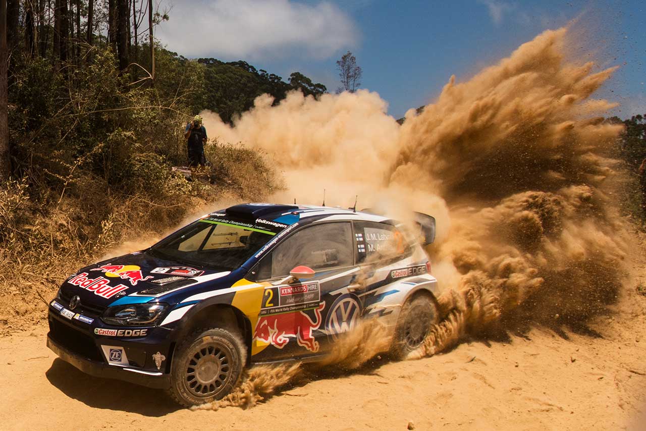 WRC第13戦オーストラリアでは総合16番手から9位まで挽回してみせた。