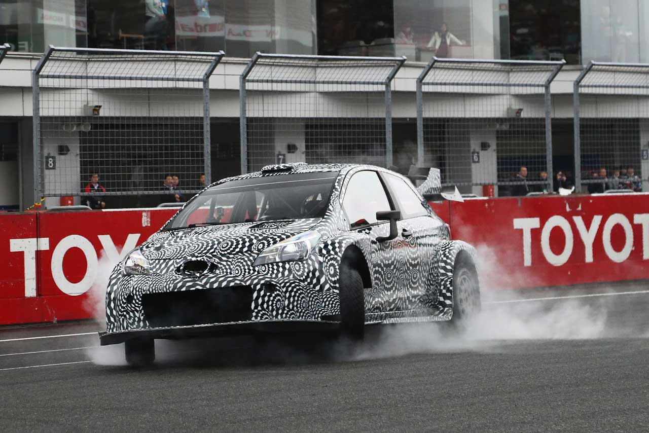 TGRF2016で国内初披露されたヤリスWRCテストカー