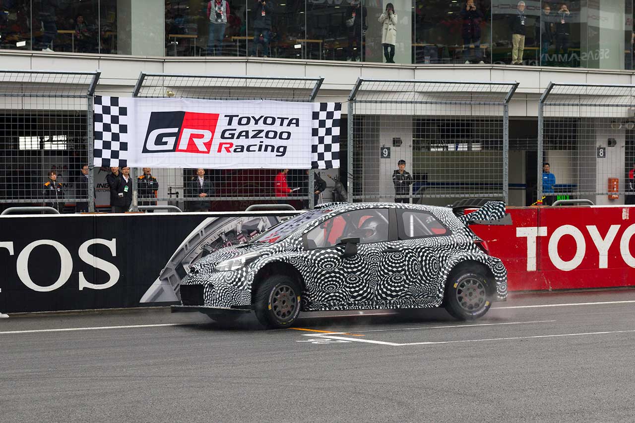 TGRF2016で国内初披露されたヤリスWRCテストカー