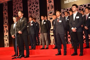 GT500ドライバーたちを代表して挨拶する平手晃平