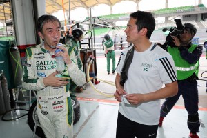 52号車埼玉トヨペット・グリーンブレイブの服部尚貴と番場琢