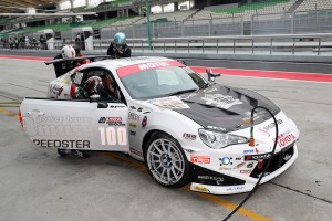 トレーシースポーツ/アミューズ&SPVレーシングの100号車トヨタ86