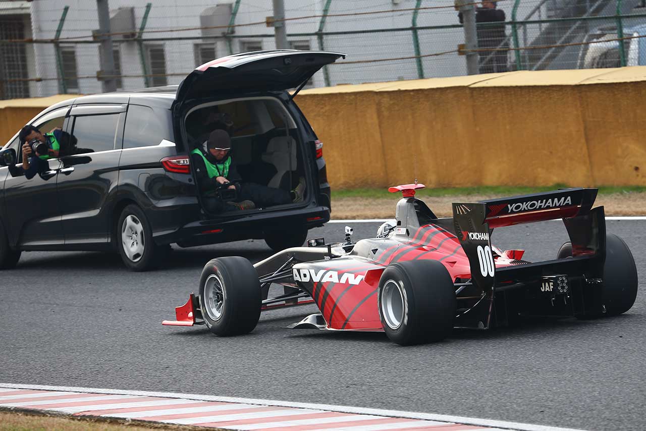 筑波サーキットのレコードタイムを塗り替えた『小林可夢偉×SF14 タイムアタックチャレンジ』