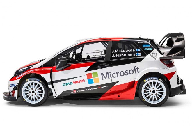 ヤリスWRCにはテクノロジー・パートナーを務めるマイクロソフトのロゴが入れられている