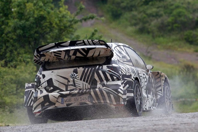 17年型ポロR WRCでは、ライバルより安定したダウンフォースを発生させることを優先させたという