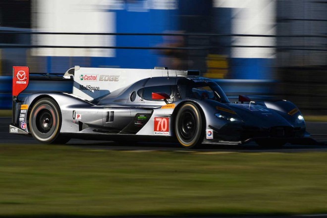 70号車マツダRT24-P