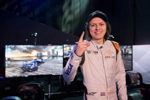 優勝したボノ・フイス。優勝賞金20万ドルとPP賞金2万5千ドルを獲得した。