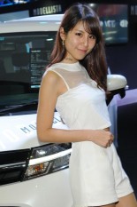 五十川ちほ トヨタモデリスタの写真①