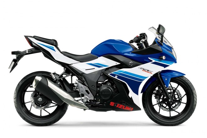 GSX250R／クリスタルブルーメタリック、パールグレッシャーホワイト