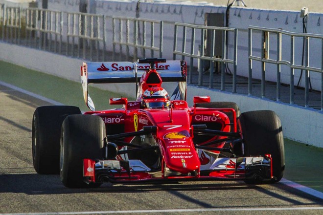 フェラーリによる、2017年の規定に合わせたテスト仕様のマシン