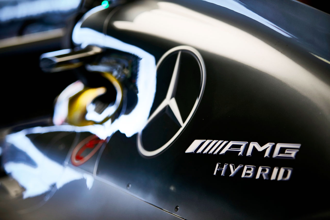 メルセデスに追いつくメーカーは現れるか