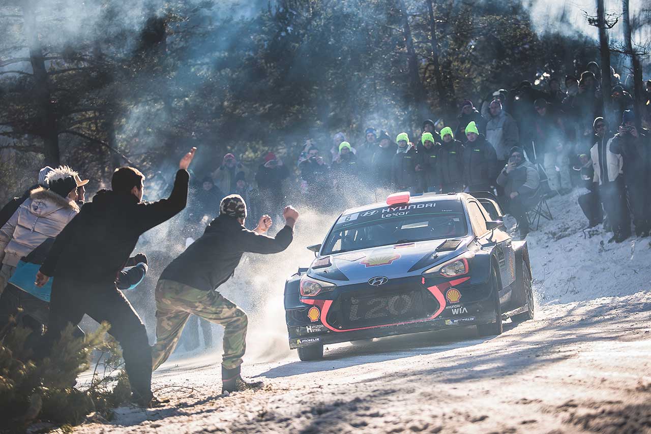 2017年のWRC第1戦モンテカルロでは、マシンクラッシュに観客が巻き込まれ死亡する事故が起きた