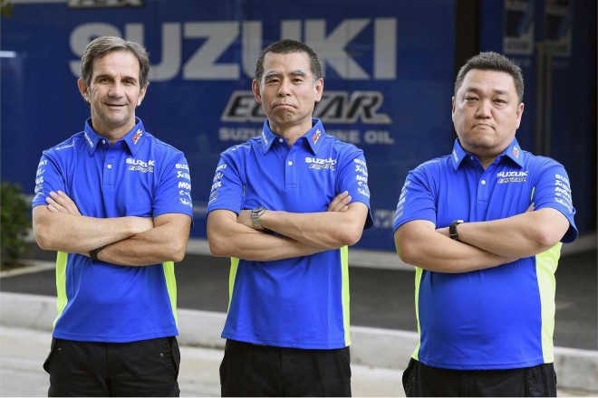 ダビデ・ブリビオチームマネージャー（左）、寺田覚チームディレクター（中）、河内健テクニカルマネージャー（右）