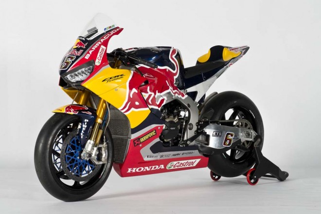 SBK仕様のCBR1000RRファイヤーブレードSP2／レッドブル・ホンダ・ワールド・スーパーバイク・チーム