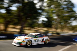 新設されたクラスCはプロスポート・パフォーマンスのポルシェ・ケイマンPRO 4が優勝
