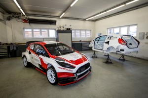 17年に世界ラリークロスに参戦するティモ・シャイダーの新型フォード・フィエスタRXスーパーカー