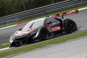2番手の16号車ホンダNSX-GT