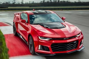 『カマロGT4.R』のベース車は市販モデルのカマロZL1だ