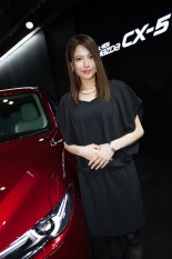 一本松友美 MAZDAの写真①