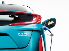 充電コネクター接続状態