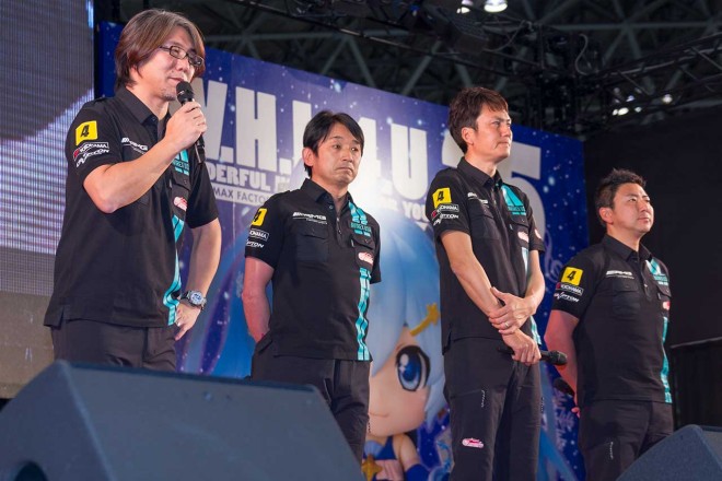 イベントに登場したGOODSMILE RACING with Team UKYOの面々