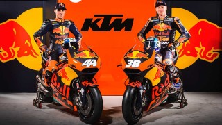 KTMのMotoGPマシン『RC16』のスタジオショットが公開