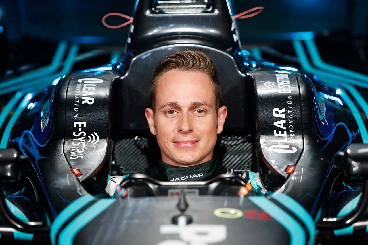 2017年はWECへ参戦せず、フォーミュラEでの活動に専念すると明かしたアダム・キャロル