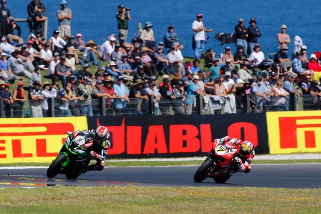 0.025秒差でポール・トゥ・ダブルウインを飾ったジョナサン・レイ（カワサキ）