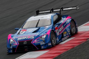 フルカラーリングが施されたWAKO'S 4CR LC500