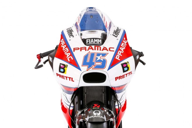 プラマック・レーシングカラーのドゥカティ・デスモセディチGP