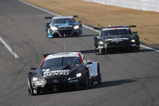 国内で初めて3メーカーの新型GT500マシンがそろい踏み