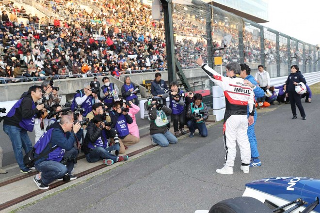今年で8度目の対決となった星野一義vs中嶋悟