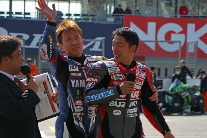 津田拓也のトークに割り込む中須賀克行