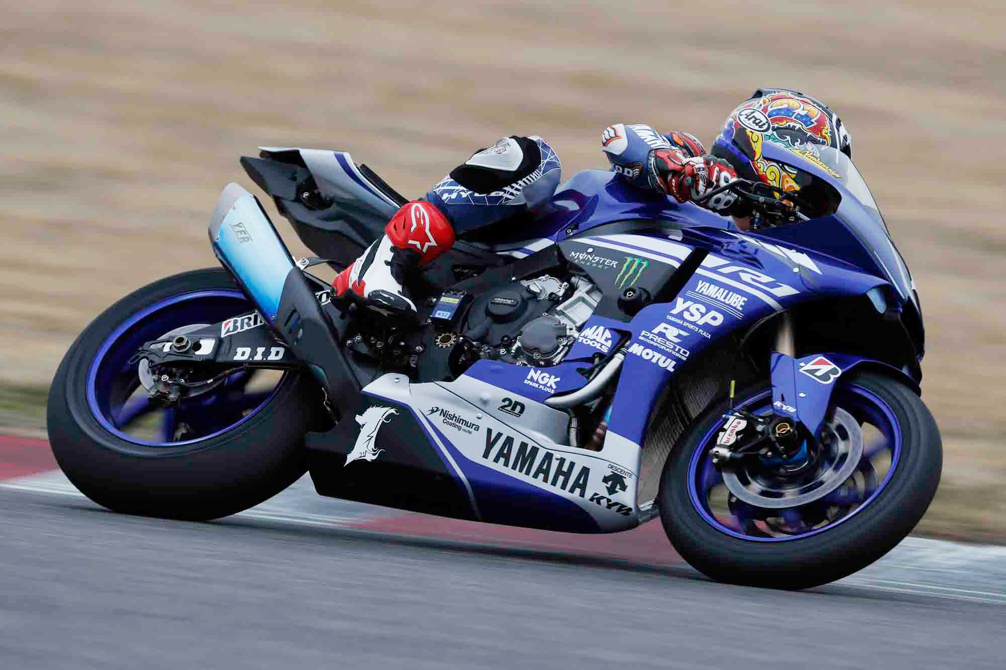 中須賀克行（YAMAHA FACTORY RACING TEAM）