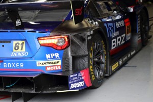 SUBARU BRZ R&D SPORTのリヤフェンダー