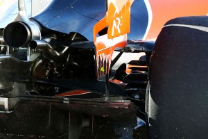 マクラーレンMCL32