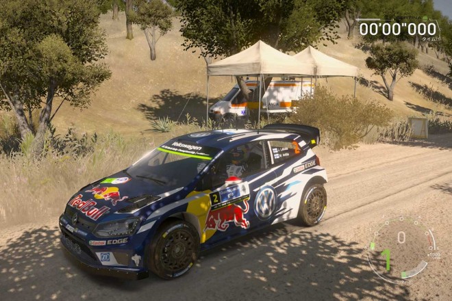 木々の影や、マシンに反射する太陽光の描写などは次世代ゲーム機ならではのクオリティ