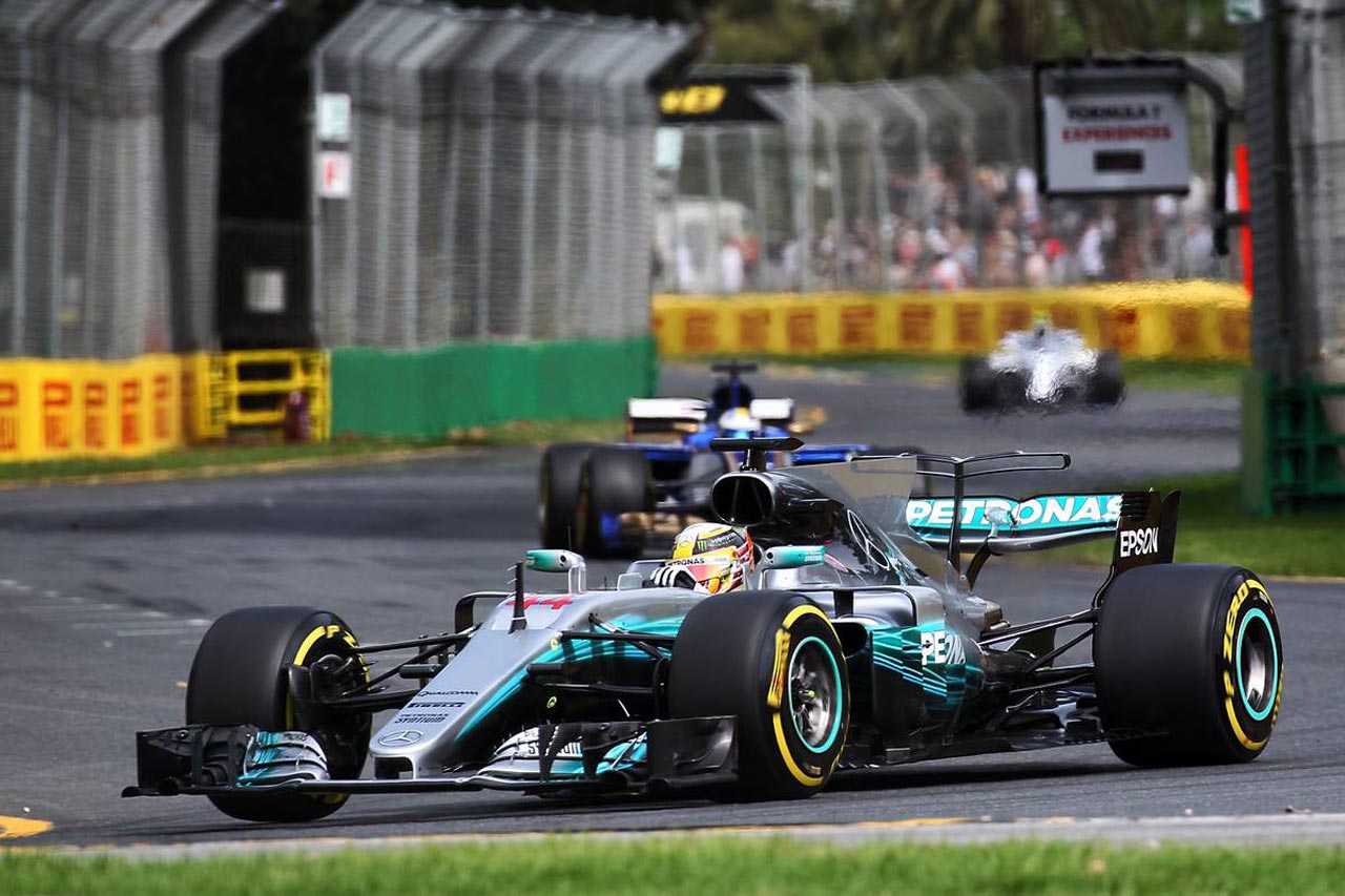 オーストラリアGP初日を首位で終えたルイス・ハミルトン（メルセデス）