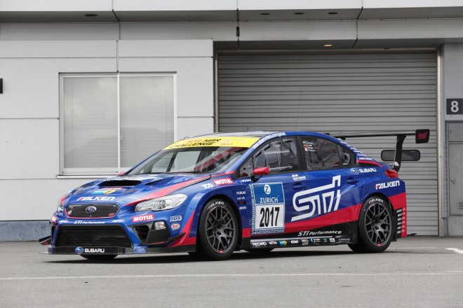 シェイクダウンを行なった2017年仕様のスバルWRX STI