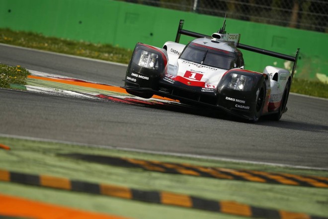 午前と夜の2セッションでトップタイムをマークした1号車ポルシェ919ハイブリッド