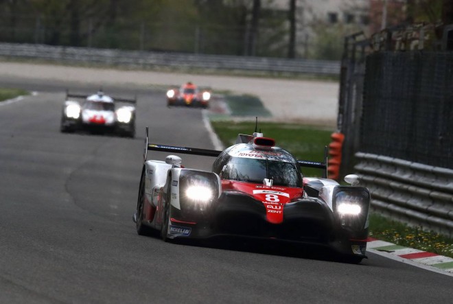 8号車トヨタTS050ハイブリッド