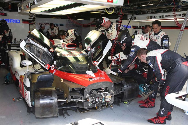 2017WECプロローグ トヨタTS050ハイブリッド