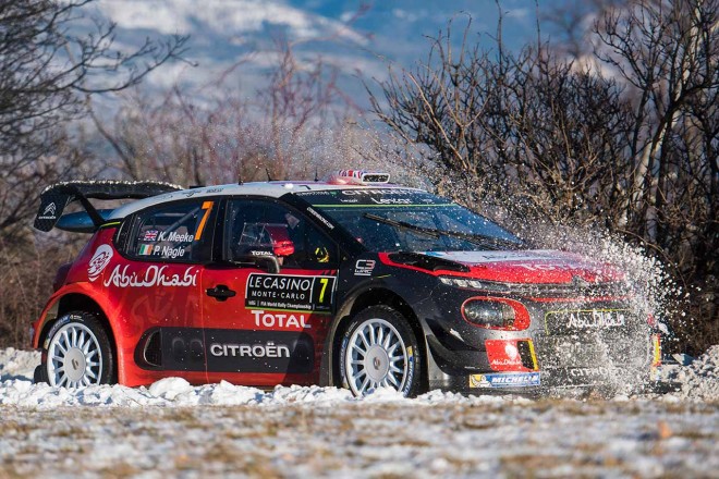 シトロエンC3 WRCは開幕戦で、ライバルより多くの雪をかき上げる場面が見られた