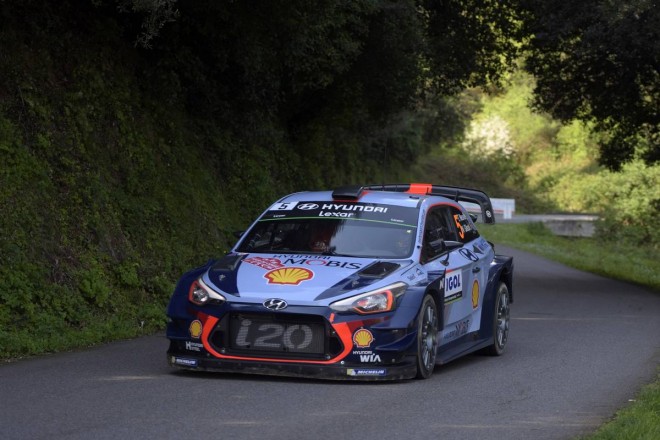 ティエリー・ヌービル（ヒュンダイi20クーペWRC）