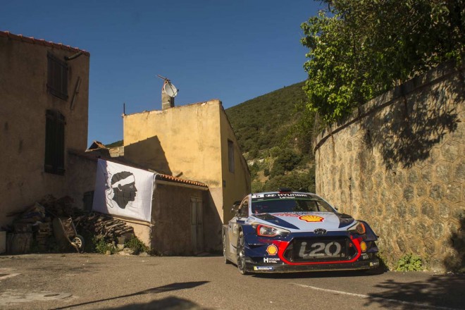 ティエリー・ヌービル（ヒュンダイi20クーペWRC）