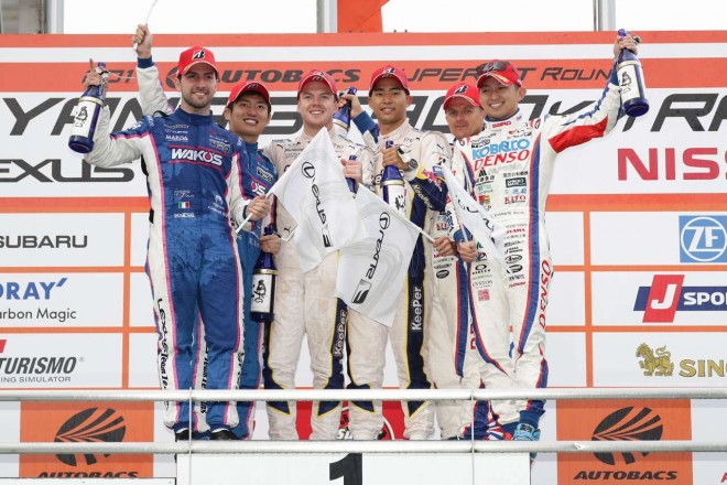 平川亮／ニック・キャシディ（KeePer TOM'S LC500）、大嶋和也／アンドレア・カルダレッリ（WAKO'S 4CR LC500）、ヘイキ・コバライネン／平手晃平（DENSO KOBELCO SARD LC500）が表彰台に登った