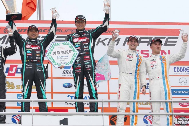 2017スーパーGT第1戦岡山 グッドスマイル 初音ミク AMG／GULF NAC PORSCHE 911