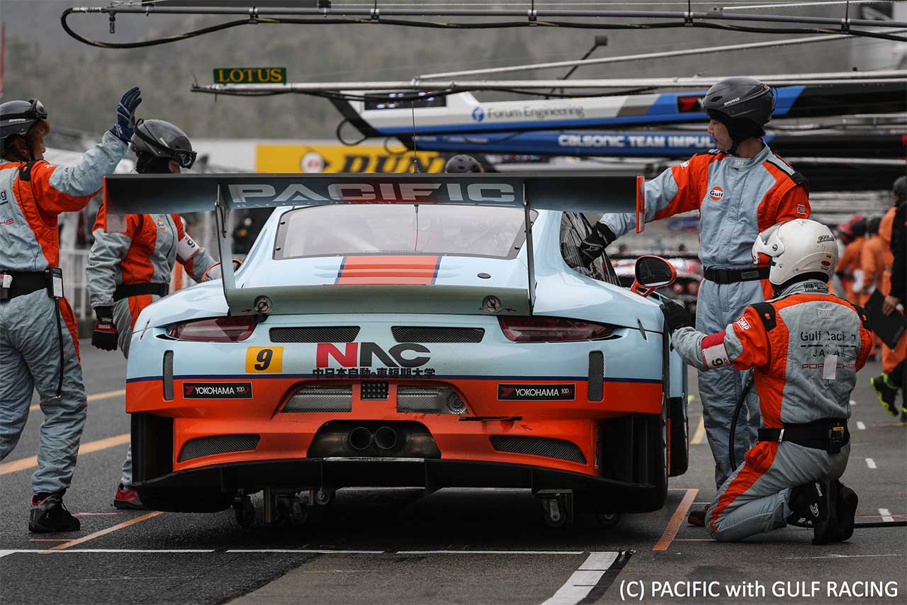 2017スーパーGT第1戦岡山 GULF NAC PORSCHE 911