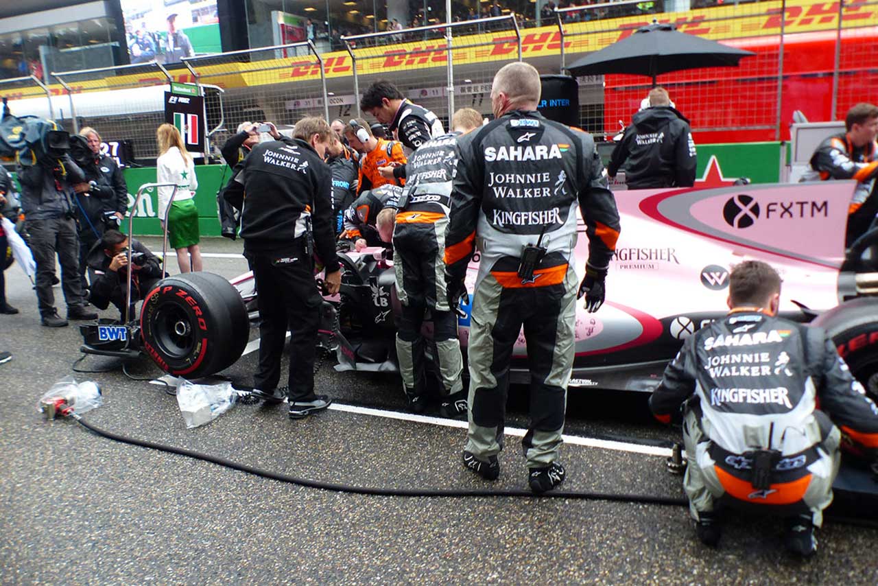 遅刻により戒告処分を受けたペレス